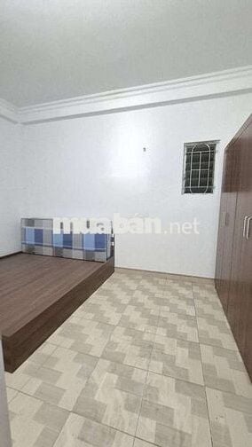 Cho Thuê nhà nguyên căn phố Lĩnh Nam.,Nam Dư hơn 9tr nhà ở lun