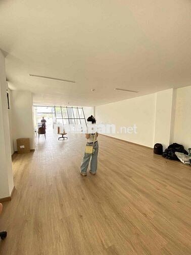 MBKD MẶT TIỀN UNG VĂN KHIÊM – BÌNH THẠNH – KHU SINH VIÊN