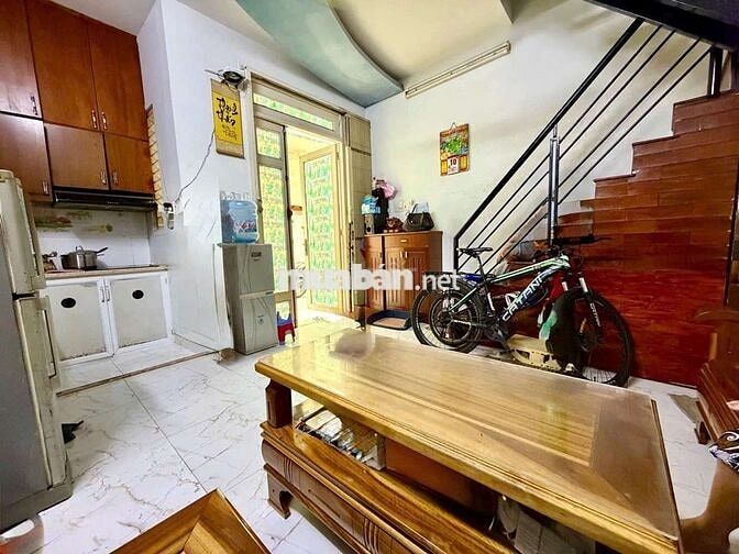 Nhà 4 tầng Trường Chinh Tân Bình 3.49 tỷ (không quy hoạch)