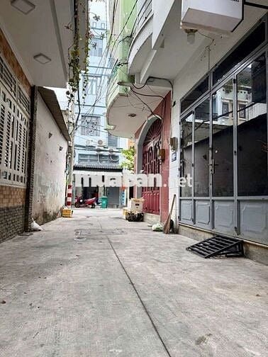 Nhà 4 tầng Trường Chinh Tân Bình 3.49 tỷ (không quy hoạch)