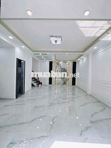 NHÀ RỘNG - HẺM RỘNG - ĐẸP - 4 TẦNG