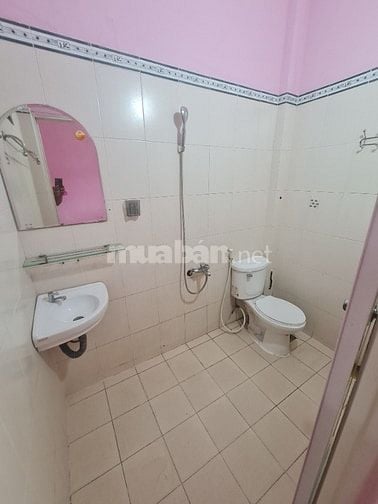 Nhà hẻm 176 đường nguyễn thị thập, dt4x18, 1 lầu, 2pn, 2wc, 1 phòng LV