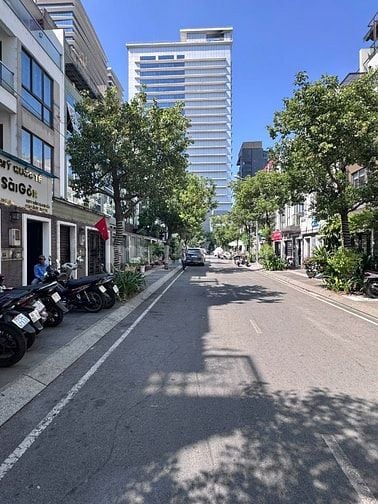 Cho thuê nhà biệt lập trong khu dân cư Hà Đô, Phường 12, Quận 10, Hồ C