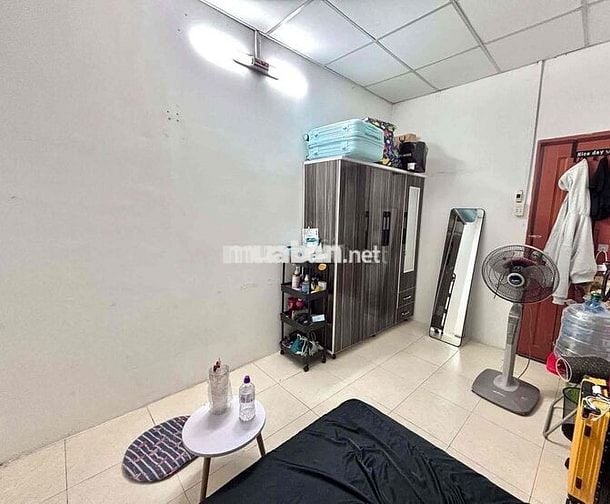 Share phòng ngủ trong nhà nguyên căn