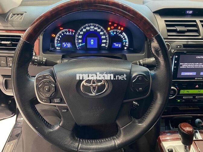 Toyota Camry 2.5Q 2014 Đen 79.000km