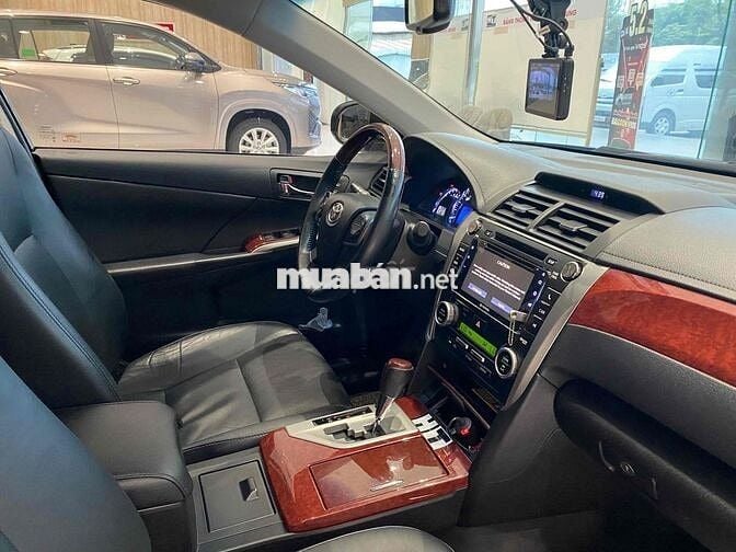 Toyota Camry 2.5Q 2014 Đen 79.000km