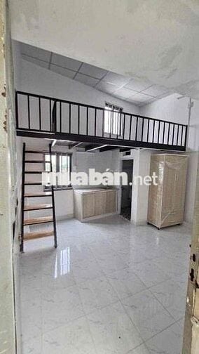 Cho Thuê Phòng Gác Giá Rẻ - Cửa Sổ Trời Ngay ĐH Văn Hiến, CV Đầm Sen