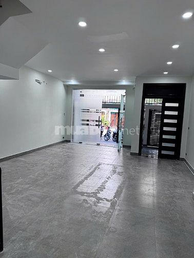 Cho thuê nhà biệt lập trong khu dân cư Hà Đô, Phường 12, Quận 10, Hồ C