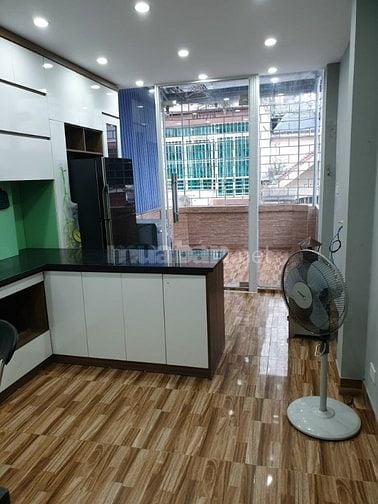 CC bán MBKD 5 tầng, MB 32m2, ô tô đỗ cửa, KD tốt, Võ Văn Dũng, Đống Đa