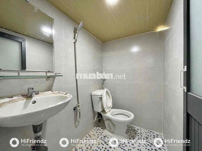 Cho thuê phòng gác Đầm Sen, Đại Học Văn Hiến, đủ nội thất tiện quận 10
