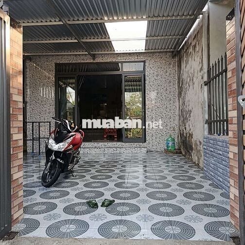 tôi cc cần tiền bán căn nhà cấp 4 mới xây chưa sủ dụng