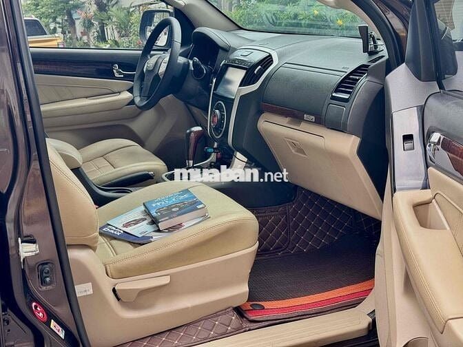Isuzu MU-X Prestige 2018 Nâu nhập Thái Lan