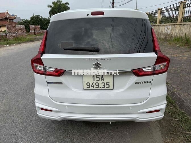 Suzuki Ertiga AT Sport 2021/2022 trắng hỗ trợ bank