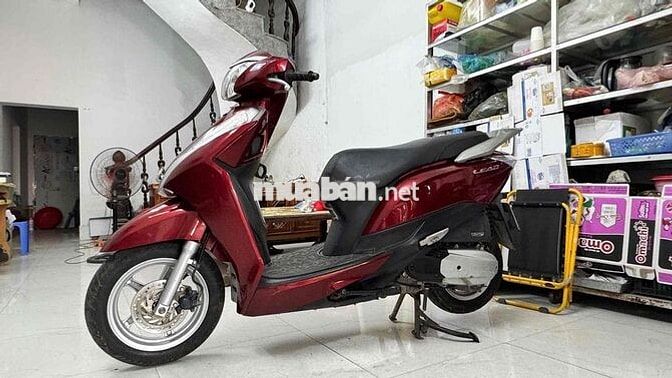 Honda Lead màu Đỏ