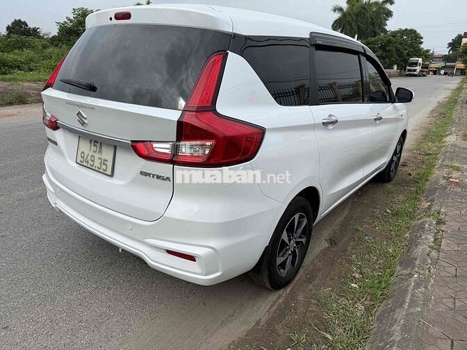 Suzuki Ertiga AT Sport 2021/2022 trắng hỗ trợ bank