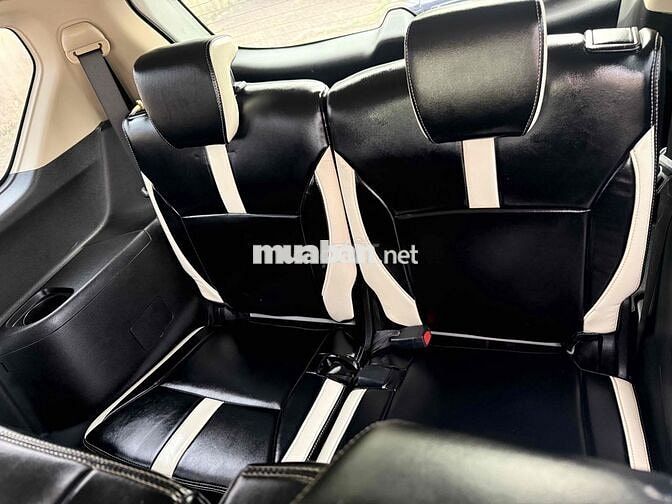 Suzuki Ertiga AT Sport 2021/2022 trắng hỗ trợ bank