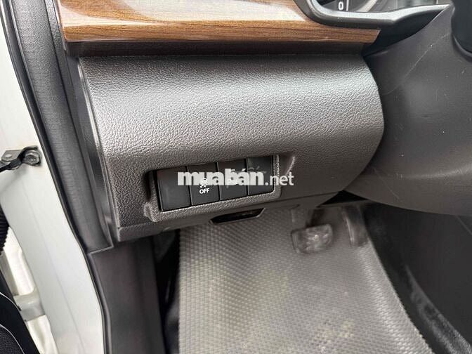 Suzuki Ertiga AT Sport 2021/2022 trắng hỗ trợ bank