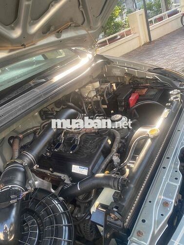 Toyota Innova 2009 Bạc 8 chỗ