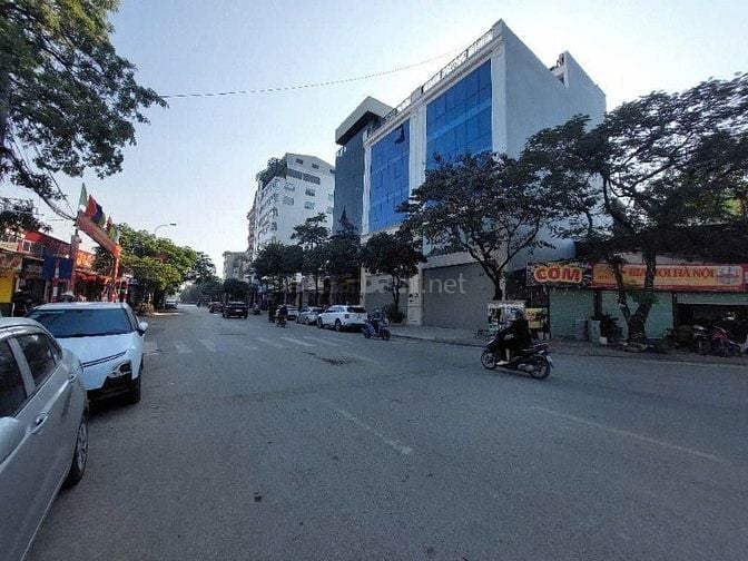 BÁN TOÀ VĂN PHÒNG PHÚ DIỄN, 145M2x 7 TẦNG + HẦM, MT 8M, 62 TỶ