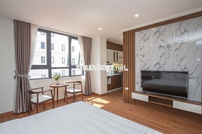 Cho thuê căn hộ dịch vụ 47 Linh Lang nội thất mới view siêu đẹp