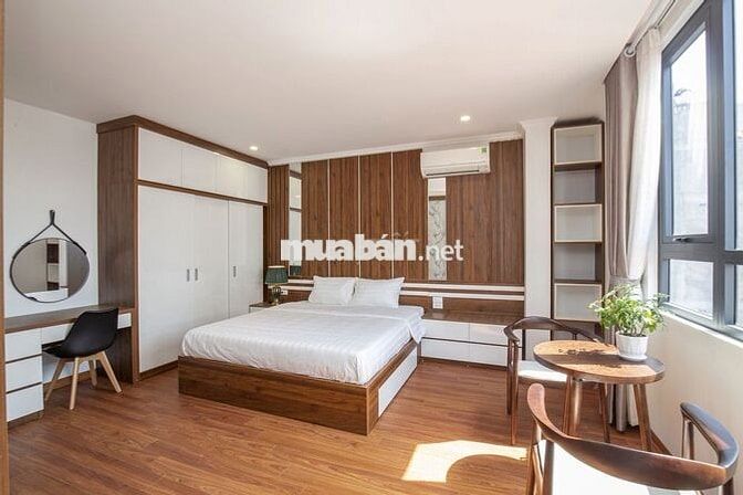 Cho thuê căn hộ dịch vụ 47 Linh Lang nội thất mới view siêu đẹp