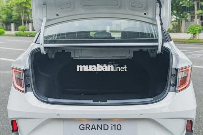 Hyundai i10 Mới | Nhỏ gọn tiện nghi