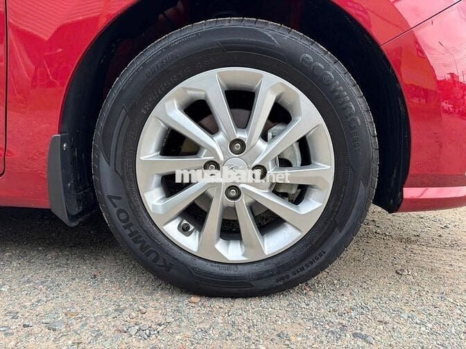 Hyundai Accent 2024 1.4 Tiêu chuẩn Đỏ 51.000km