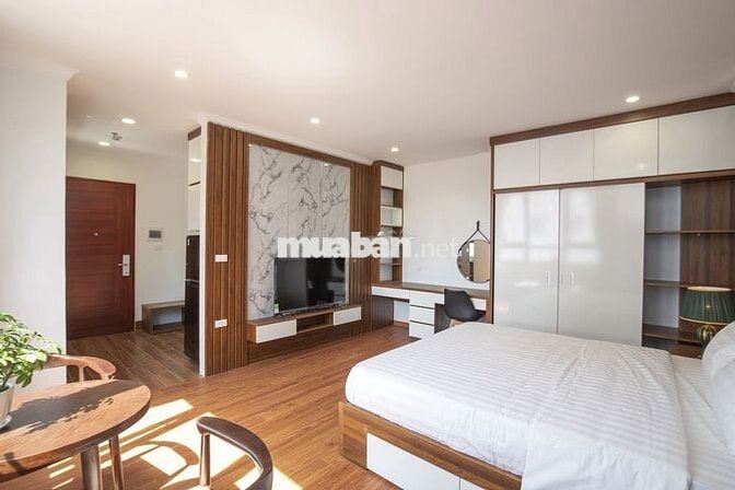 Cho thuê căn hộ dịch vụ 47 Linh Lang nội thất mới view siêu đẹp