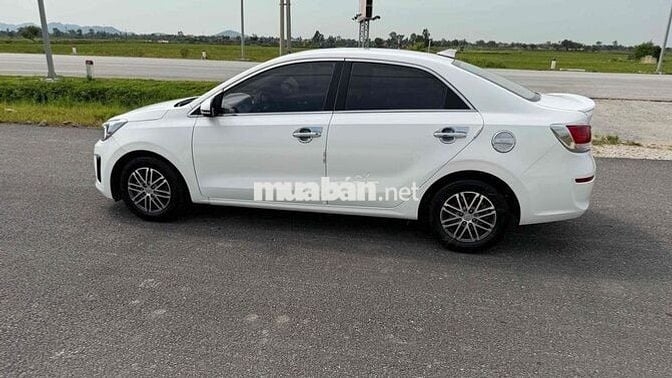 Kia Soluto 2020 Trắng Số tự động