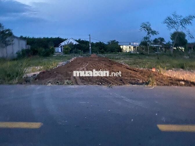 Chính chủ bán 7m mặt tiền ĐT748