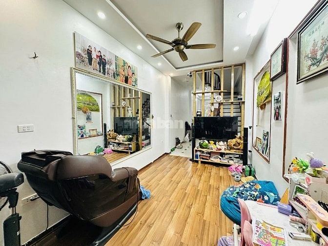 BÁN NHÀ THỤY PHƯƠNG – Ô TÔ ĐỖ CỬA – NGÕ THÔNG – 50M² – 4 TẦNG – GIÁ 8.