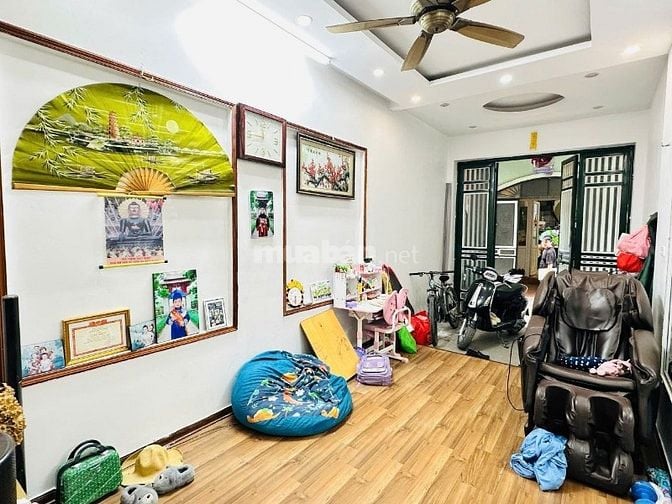 BÁN NHÀ THỤY PHƯƠNG – Ô TÔ ĐỖ CỬA – NGÕ THÔNG – 50M² – 4 TẦNG – GIÁ 8.
