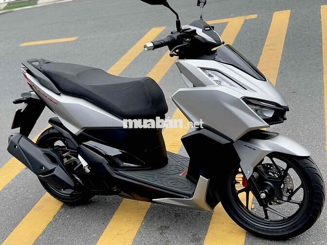 Vario 160 ABS mẫu 2024 2 đĩa bạc nhám bstp 9chủ