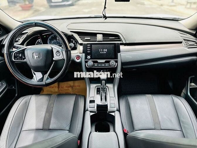 Honda Civic 1.8 G 2021 Trắng 50.000km