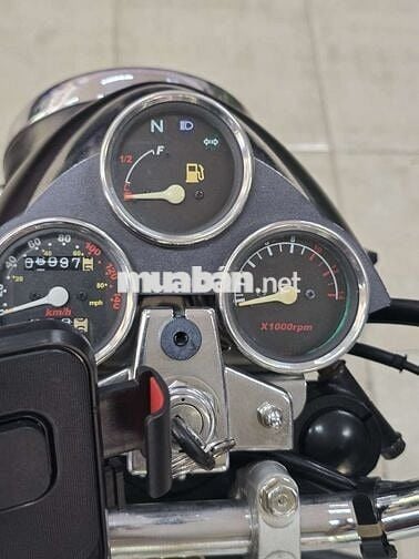 SYM Husky 125 Trắng 6000km