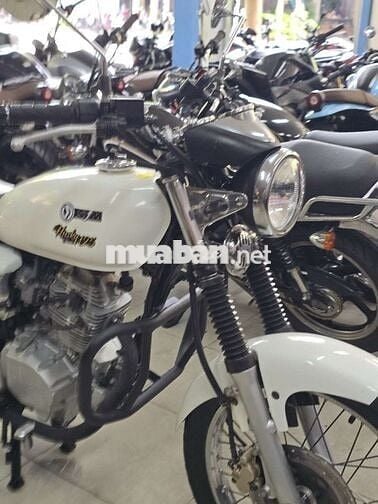 SYM Husky 125 Trắng 6000km