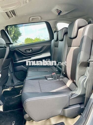 Toyota Veloz 1.5 Top 2024 Bạc 58.000km