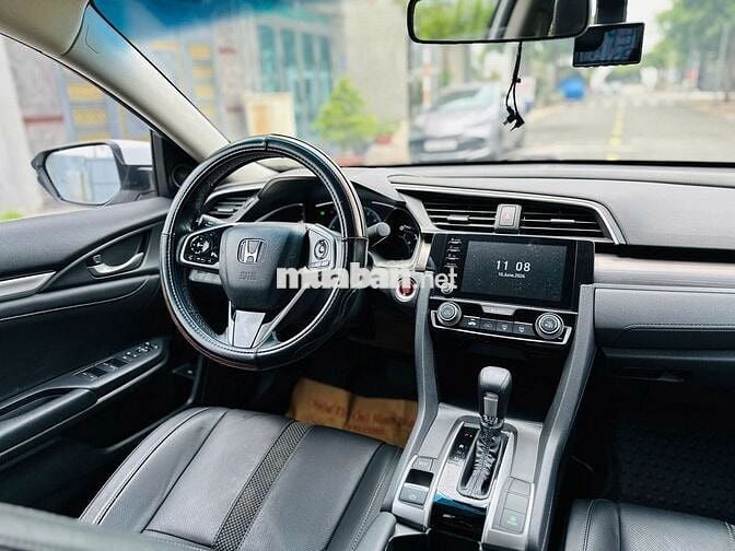 Honda Civic 1.8 G 2021 Trắng 50.000km