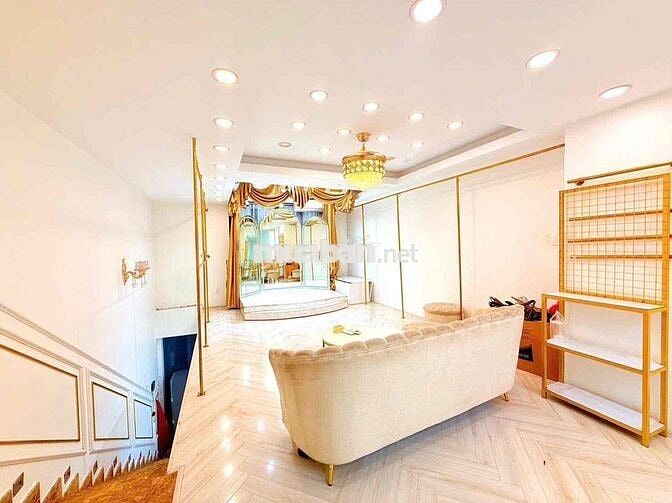 CẦN CHO THUÊ GẤP - 489A Huỳnh Văn Bánh, P.13, PN, DTSD 260m2