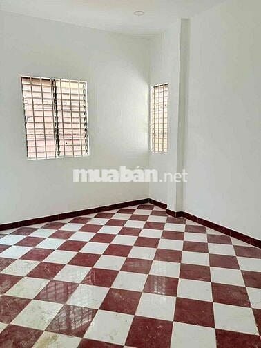 Cho Thuê Nhà Mặt Tiền Đường Quang Trung Lộc Thọ Nha Trang Ngang Rộng