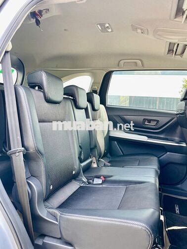 Toyota Veloz 1.5 Top 2024 Bạc 58.000km