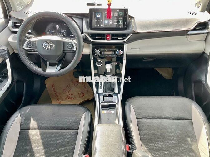 Toyota Veloz 1.5 Top 2024 Bạc 58.000km