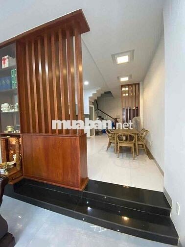 Cho Thuê Nhà Mặt Tiền Đường Nguyễn Bỉnh Khiêm Xương Huân Nha Trang