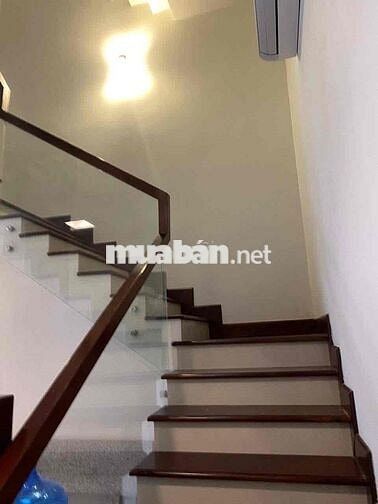 Cho Thuê Nhà Mặt Tiền Đường Nguyễn Bỉnh Khiêm Xương Huân Nha Trang