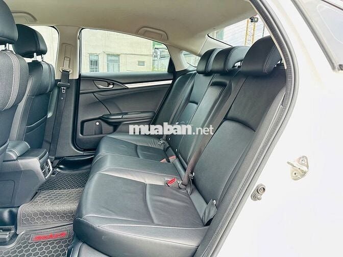 Honda Civic 1.8 G 2021 Trắng 50.000km
