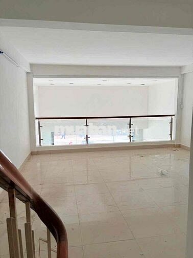 Cho Thuê Nhà Mặt Tiền Đường Quang Trung Lộc Thọ Nha Trang Ngang Rộng