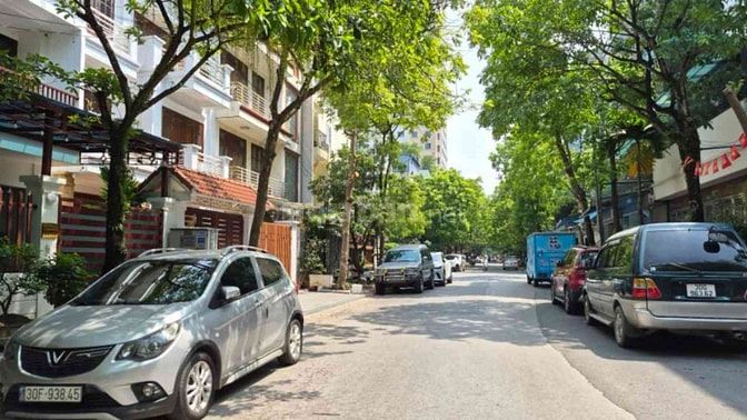 Chính chủ cần bán liền kề Mỗ Lao, Căn góc 2 mặt vỉa hè, 118m, chỉ 31,8