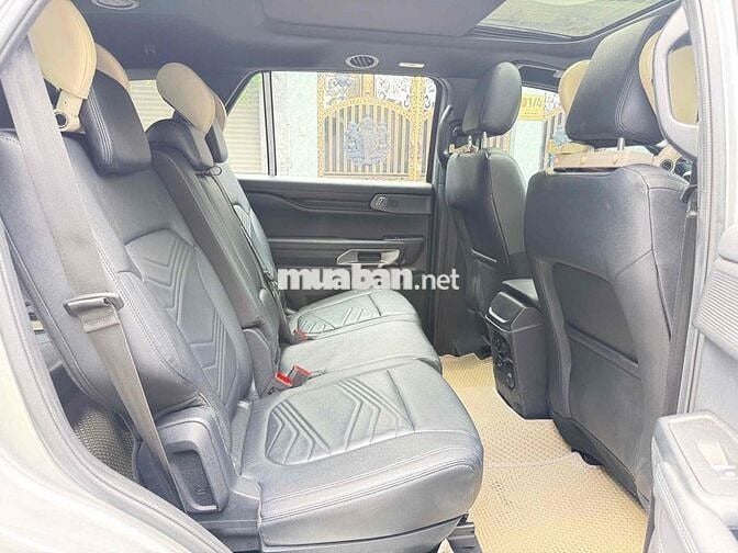 ✅Ford Everest 2022 Titanium 4x4 10 AT Bạc 26.000km