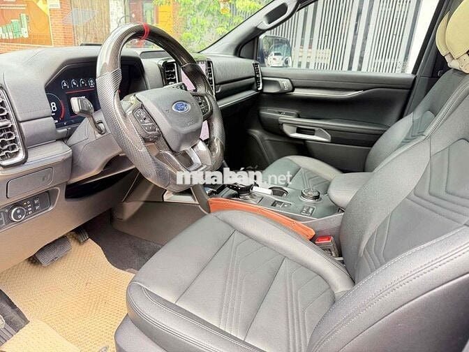 ✅Ford Everest 2022 Titanium 4x4 10 AT Bạc 26.000km