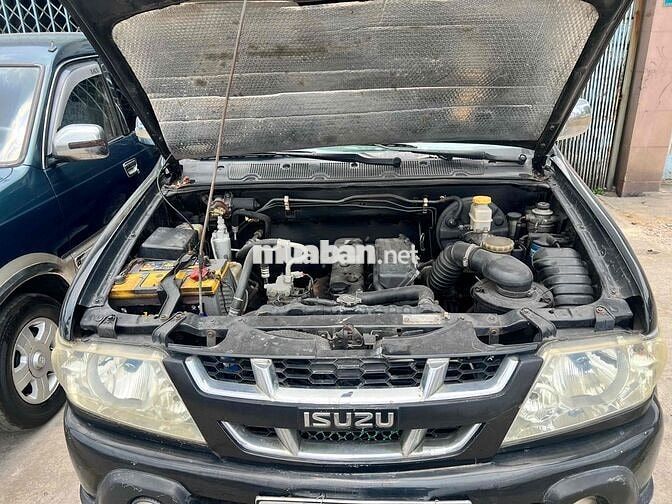 Isuzu Hilander 2005 Đen